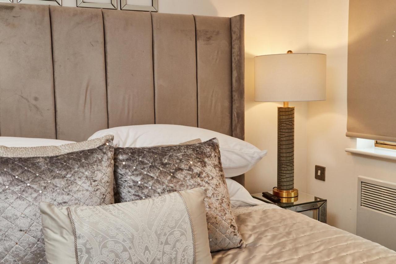 Deluxe River Canal View & Free Secure Parking! Leeds  Exterior foto